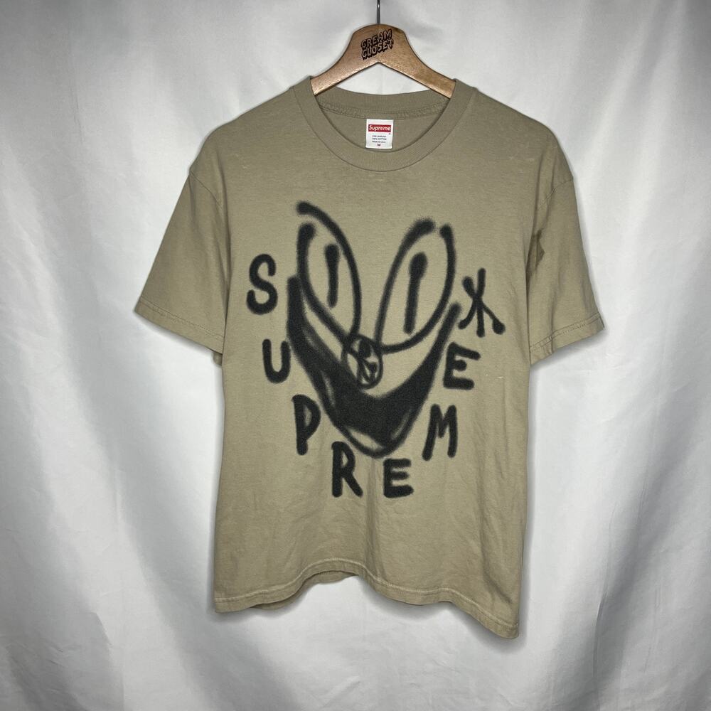 FW18 2018 Supreme NYC x Chito International Smile Graffiti Spray Tee in Tan M